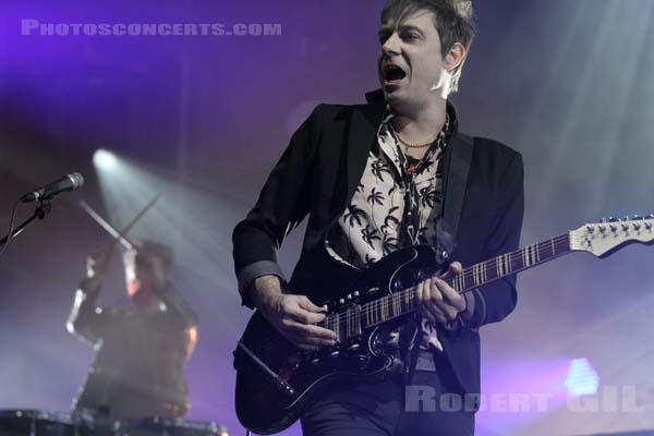 THE KILLS - 2012-06-22 - PARIS - Hippodrome de Longchamp - James William Hince